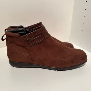 ComfortView Farren Bootie 8.5 Women’s